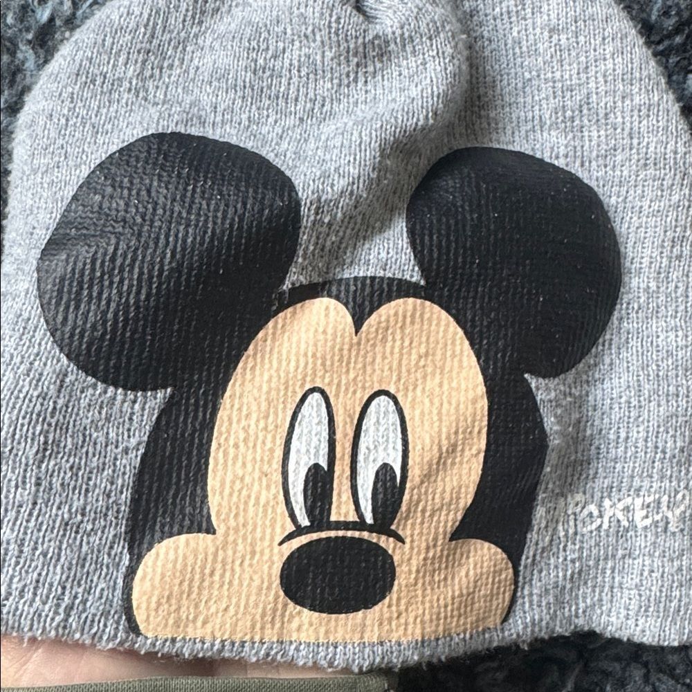 Kids Mickey Beanie - Picture 4 of 7